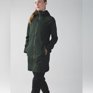 Lululemon Rain Jacket / Coat